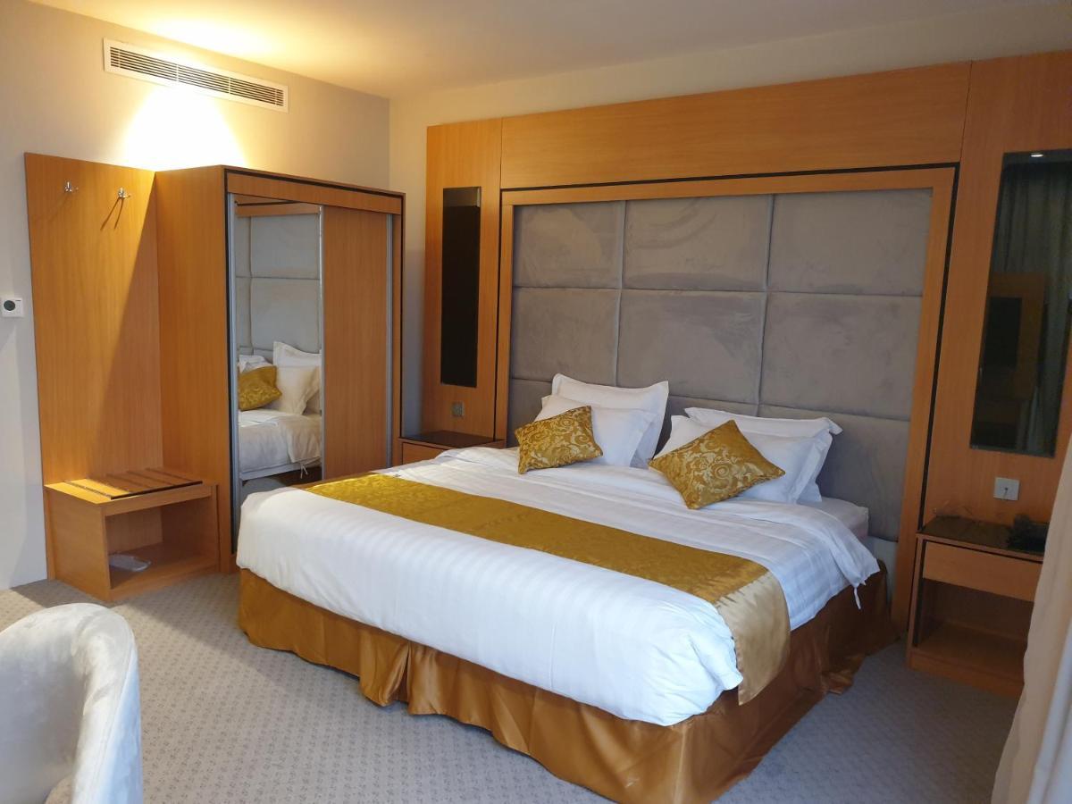 Hotel Al Rayyan Tower à DDjeddah Extérieur photo