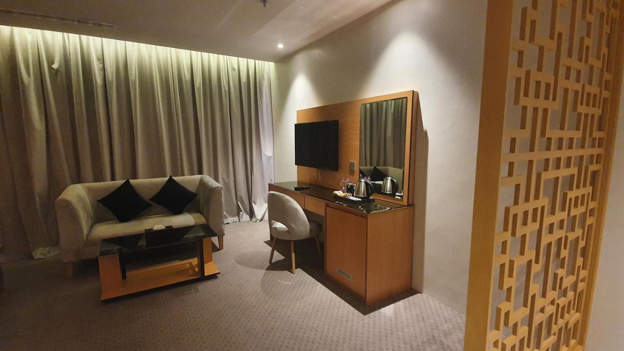 Hotel Al Rayyan Tower à DDjeddah Extérieur photo